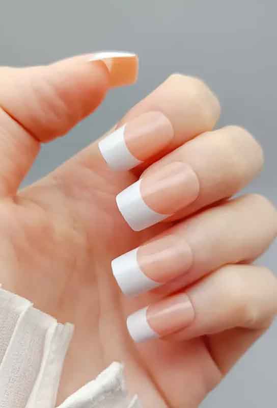 Faux ongles adhésifs